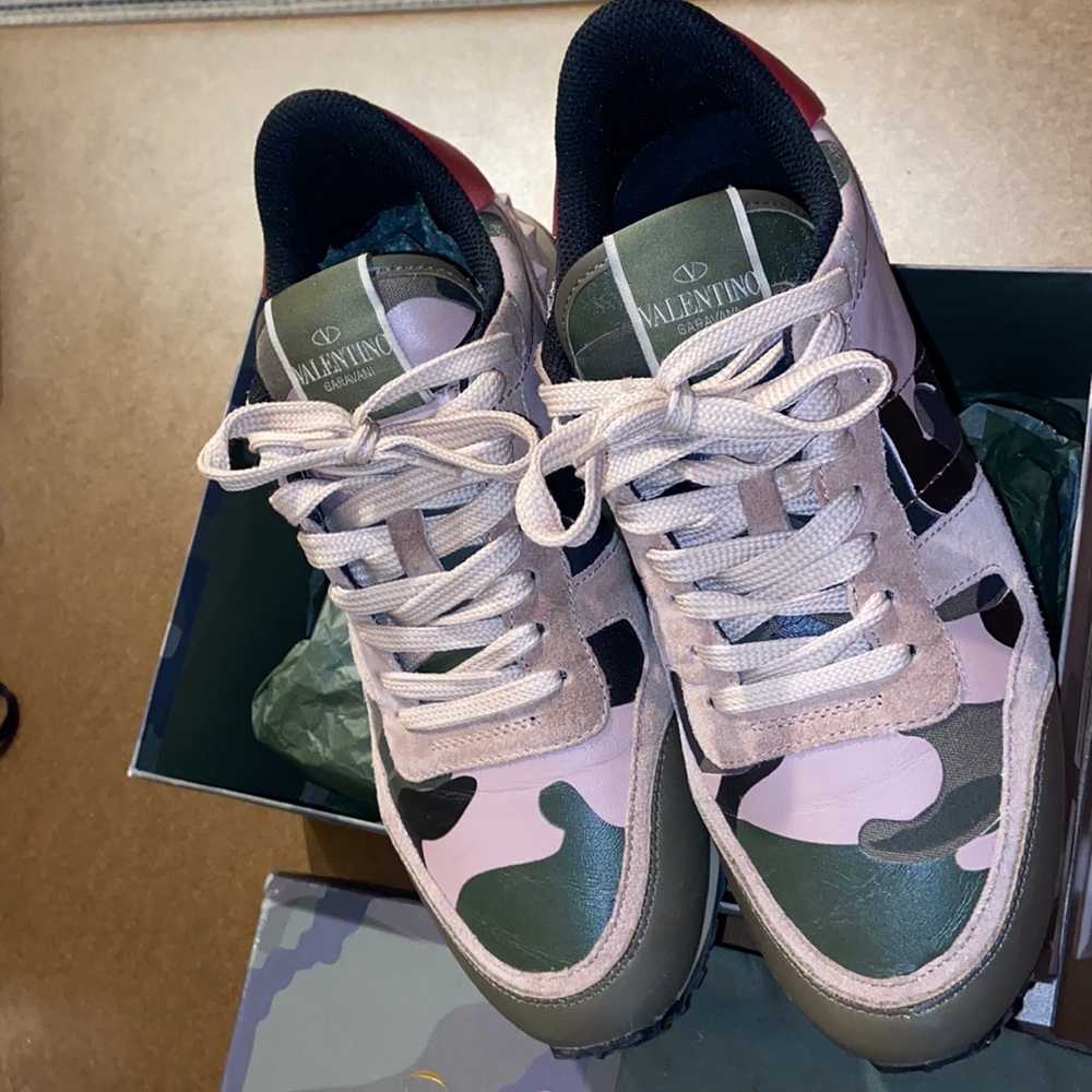 Valentino Garavani Sneakers Sz 40